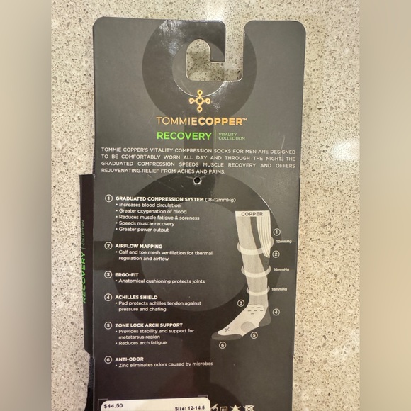 TOMMIE COPPER Size 12-14.5 Recovery Vitality Collection Crew Sock  Men's NEW - Picture 5 of 7